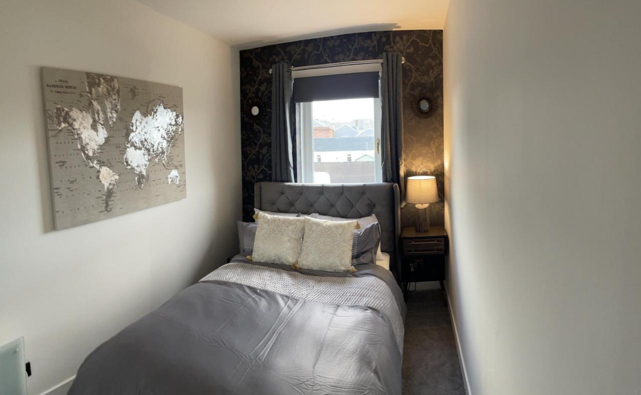 Holiday Apartment Ardrossan Bagian luar foto