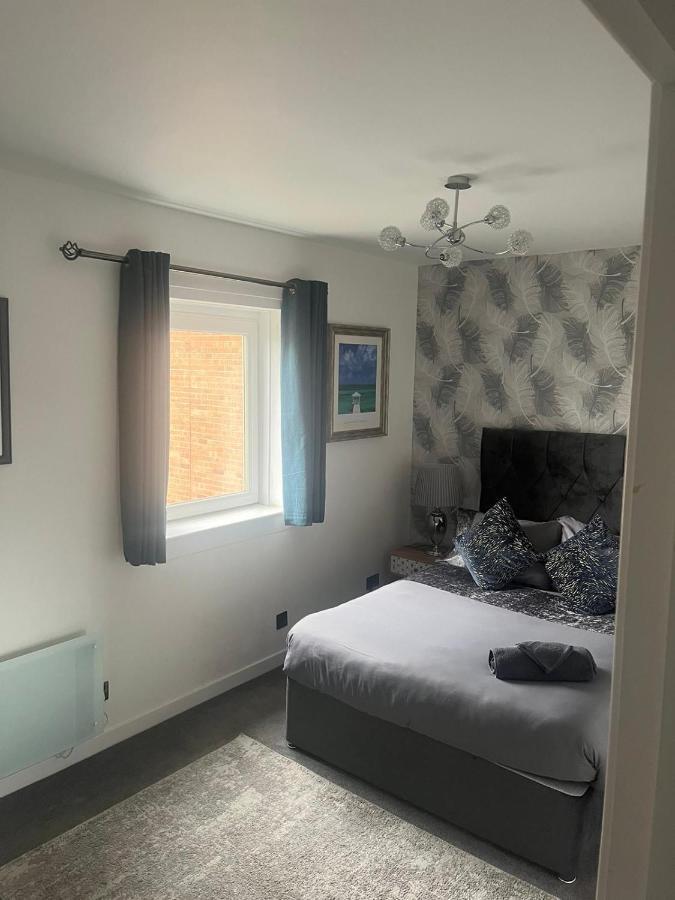Holiday Apartment Ardrossan Bagian luar foto