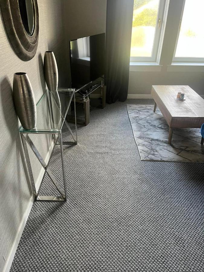 Holiday Apartment Ardrossan Bagian luar foto